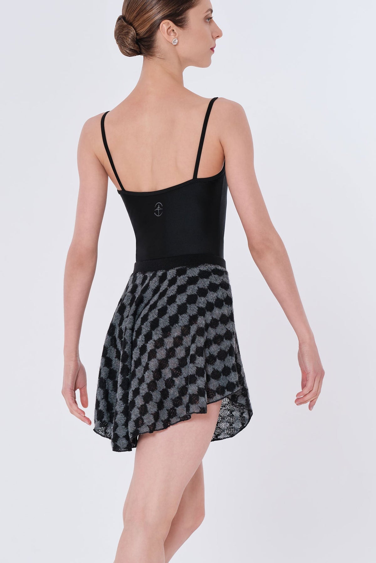 #couleur_black / dark grey